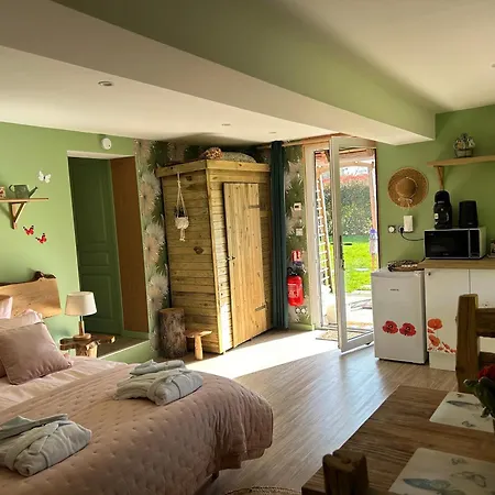 Couette-café Aux Murmures De La Nature