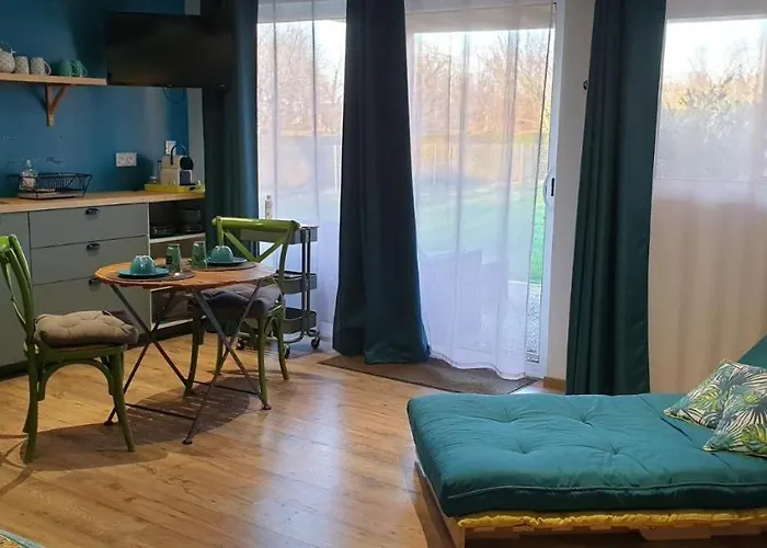 Aux Murmures De La Nature Couette-café