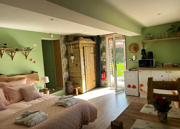 Couette-café Aux Murmures De La Nature