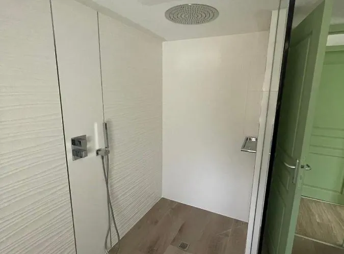 Aux Murmures De La Nature Nocleg ze śniadaniem Honfleur