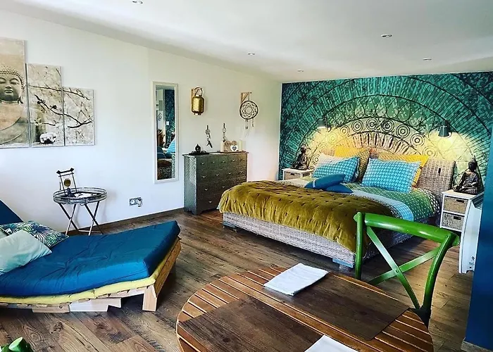 Aux Murmures De La Nature 4*